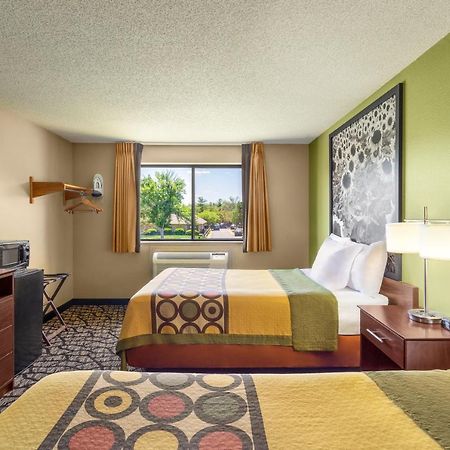 Super 8 By Wyndham Ankeny/Des Moines Area Hotel Eksteriør billede