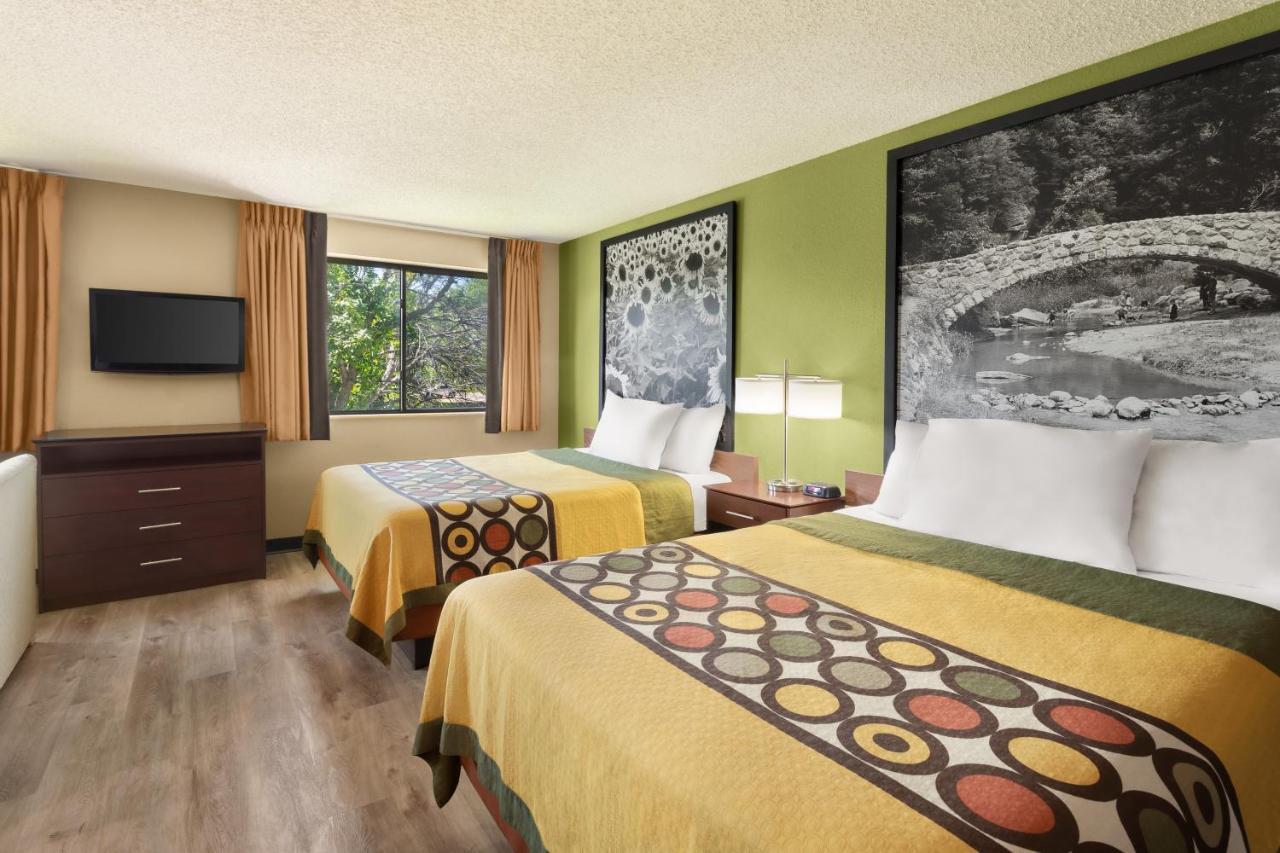 Super 8 By Wyndham Ankeny/Des Moines Area Hotel Eksteriør billede