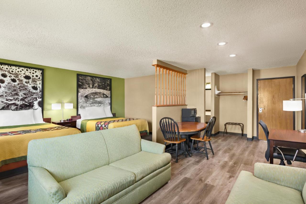 Super 8 By Wyndham Ankeny/Des Moines Area Hotel Eksteriør billede
