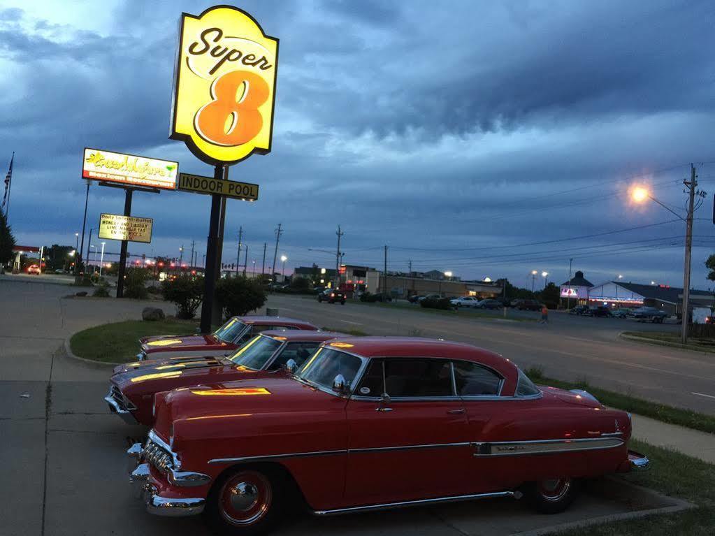 Super 8 By Wyndham Ankeny/Des Moines Area Hotel Eksteriør billede